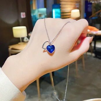 2021 Kórejský Nové Nádherné Modré Crystal Náhrdelník Módne Temperament Láska Prívesok Náhrdelník Ženské Šperky